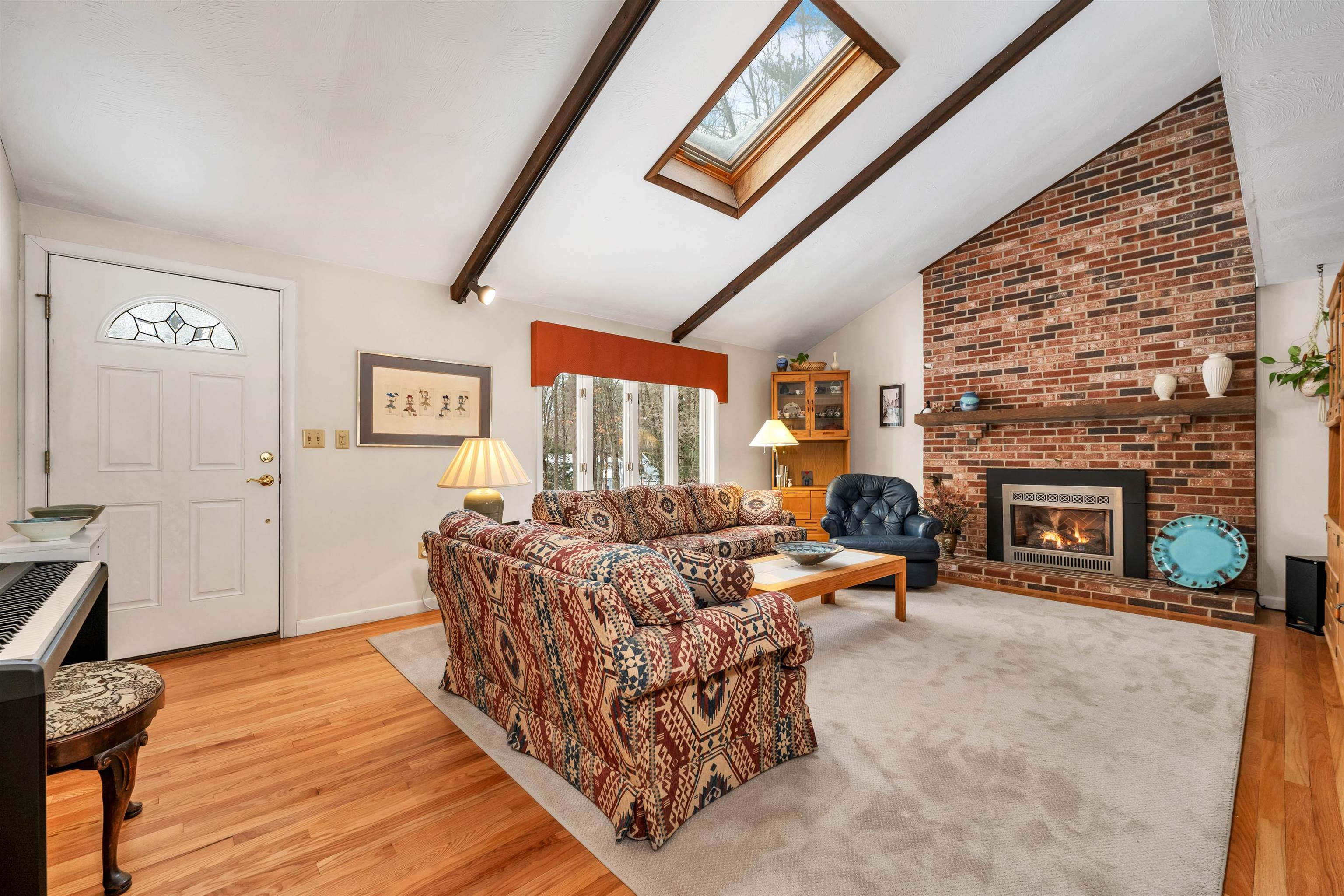 13 Park Street Windham, NH 03087 - Photo 8 of 41