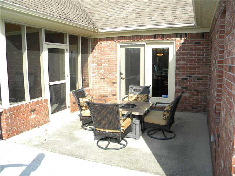 1705 East Mohr Road Greenfield, IN 46140 - Photo 6 of 17 Gallery Image 6
