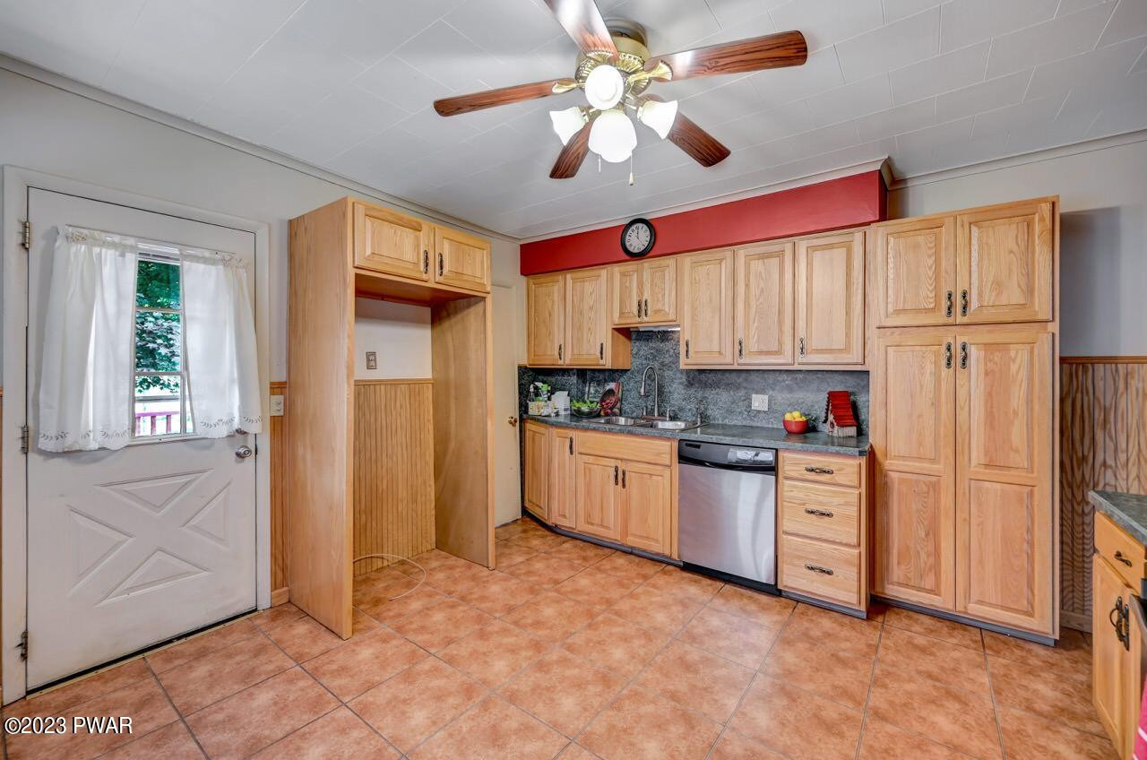 528 Harrison Avenue Scranton, PA 18510 - Photo 14 of 49