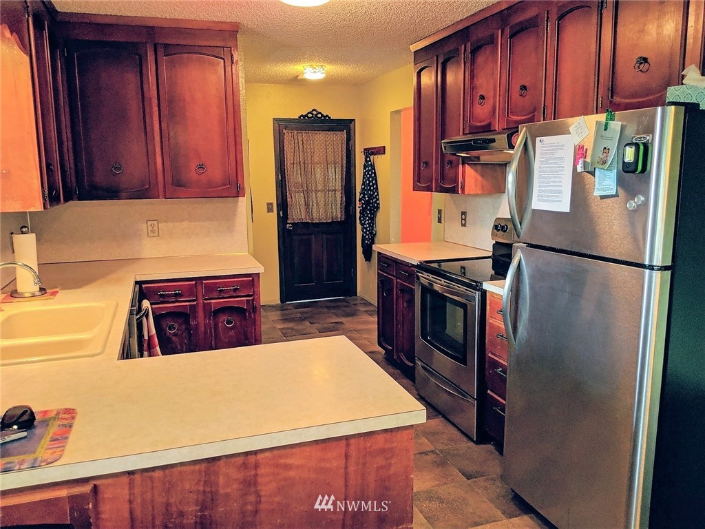 19005 Nutmeg Street Southwest Rochester, WA 98579 - Photo 6 of 24