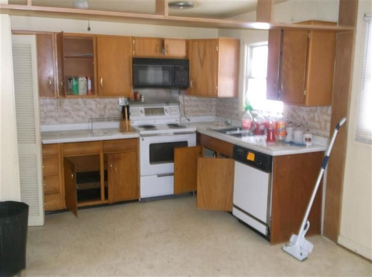 460 Douglas Drive Decatur, MI 49045 - Photo 5 of 9 Additional Photo