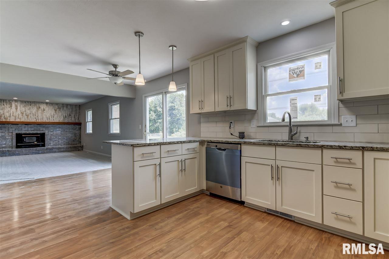 7900 Hunt Road Springfield, IL 62712 - Photo 7 of 26