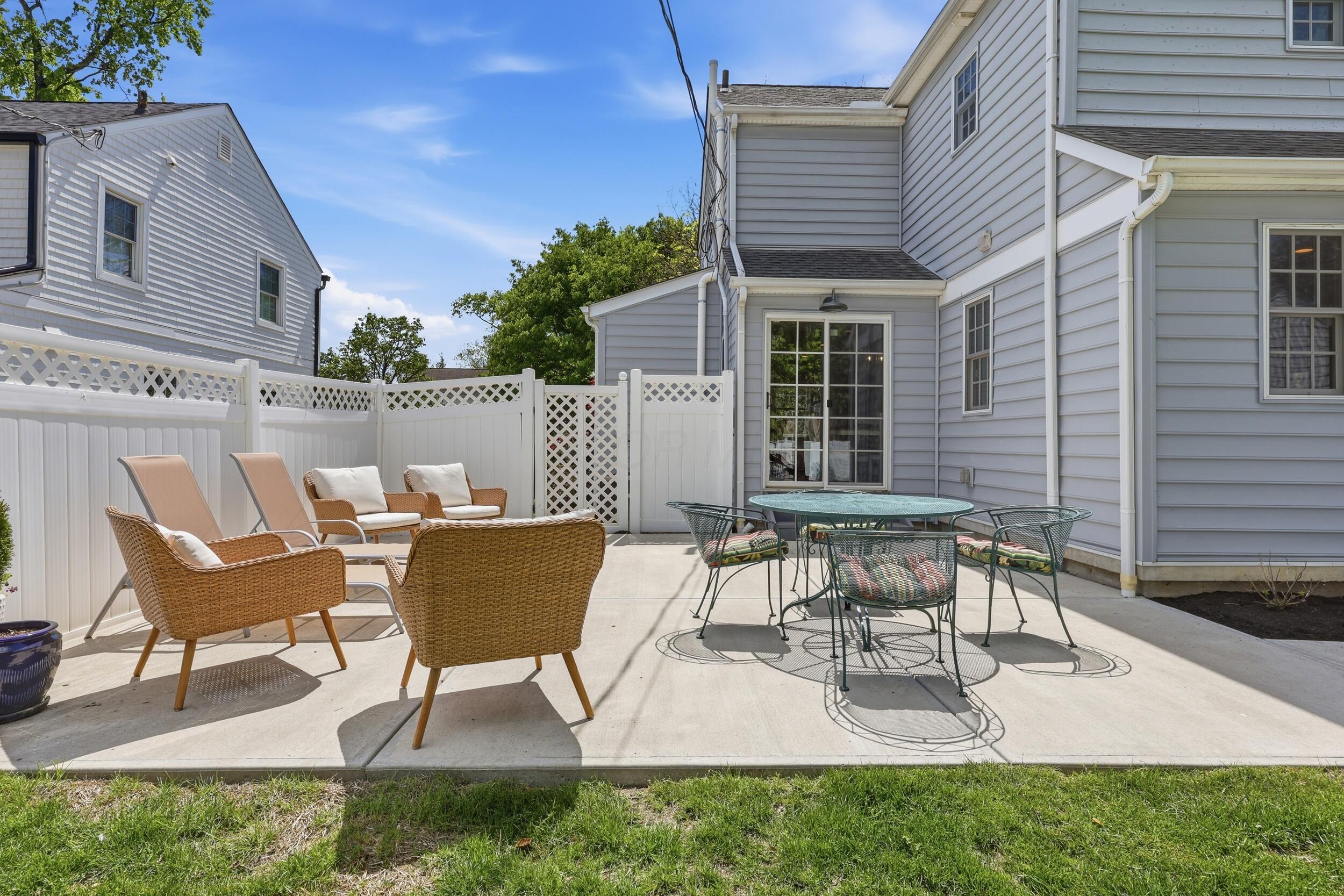 1632 Grenoble Road Columbus, OH 43221 - Photo 27 of 34 37_072a6023