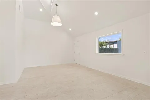 $725,000 | 310 Nashville Avenue, New Orleans, LA 70115