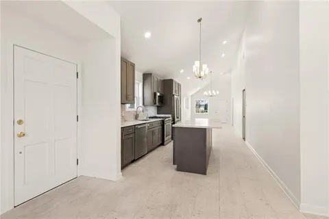 $725,000 | 310 Nashville Avenue, New Orleans, LA 70115