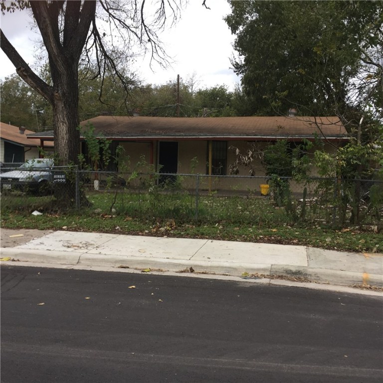 1130 Spur Street Austin, TX 78721 - Photo 1 of 1