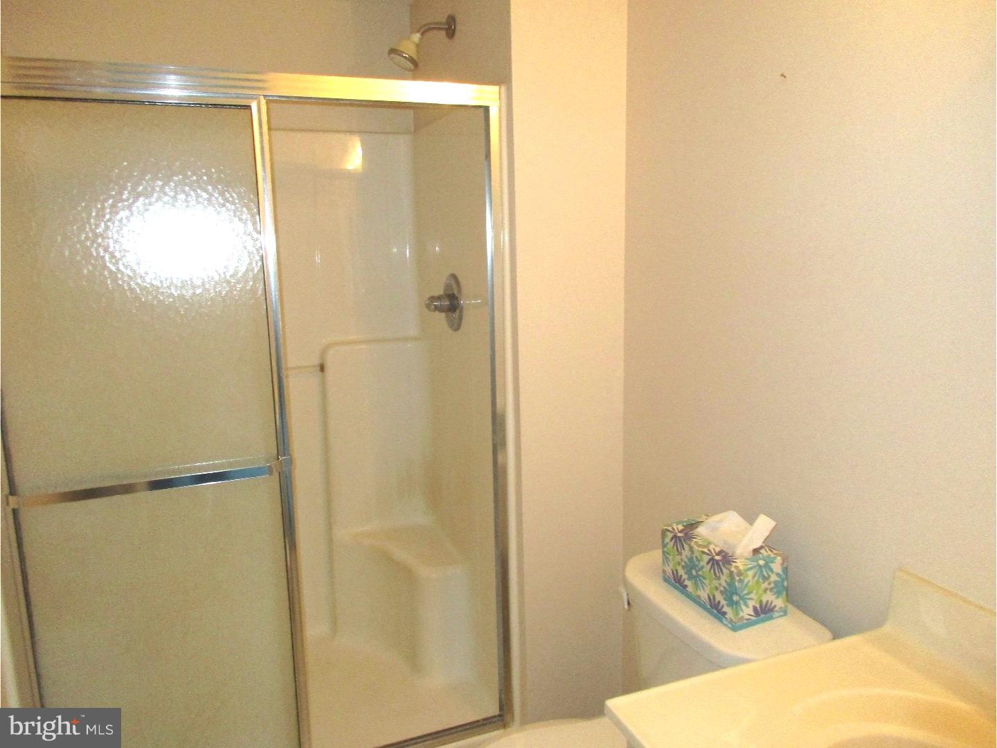 320 Brandon Road Norristown, PA 19403 - Photo 11 of 18 Bathroom