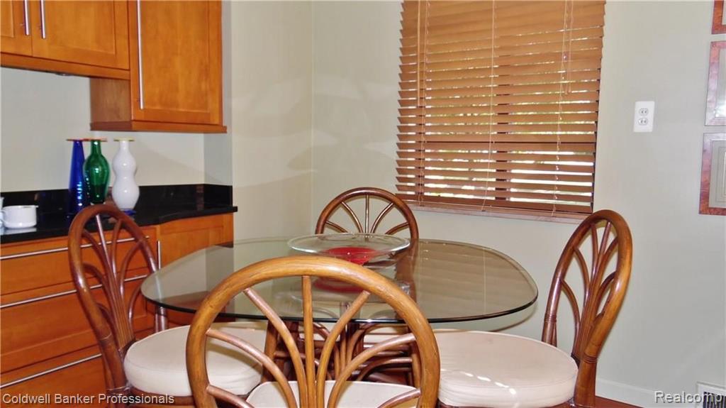757 Middlesex Road Grosse Pointe Park, MI 48230 - Photo 12 of 38