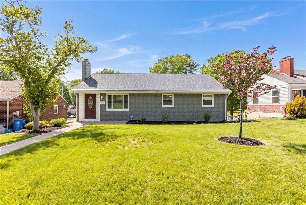 4952 McAnulty Road Pittsburgh, PA 15236 - Photo 3 of 32 Gallery Image 3