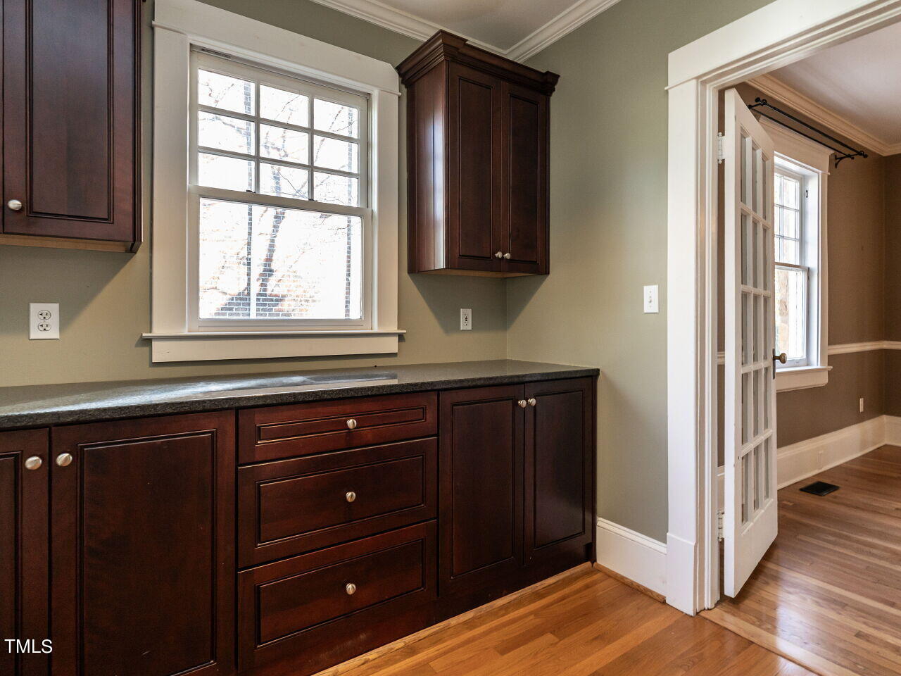 2113 St Marys Street Raleigh, NC 27608 - Photo 12 of 35 012-1280x960-servery