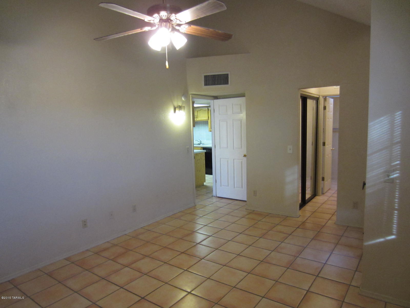1200 East River Road, Unit H99 Tucson, AZ 85718 - Photo 9 of 23