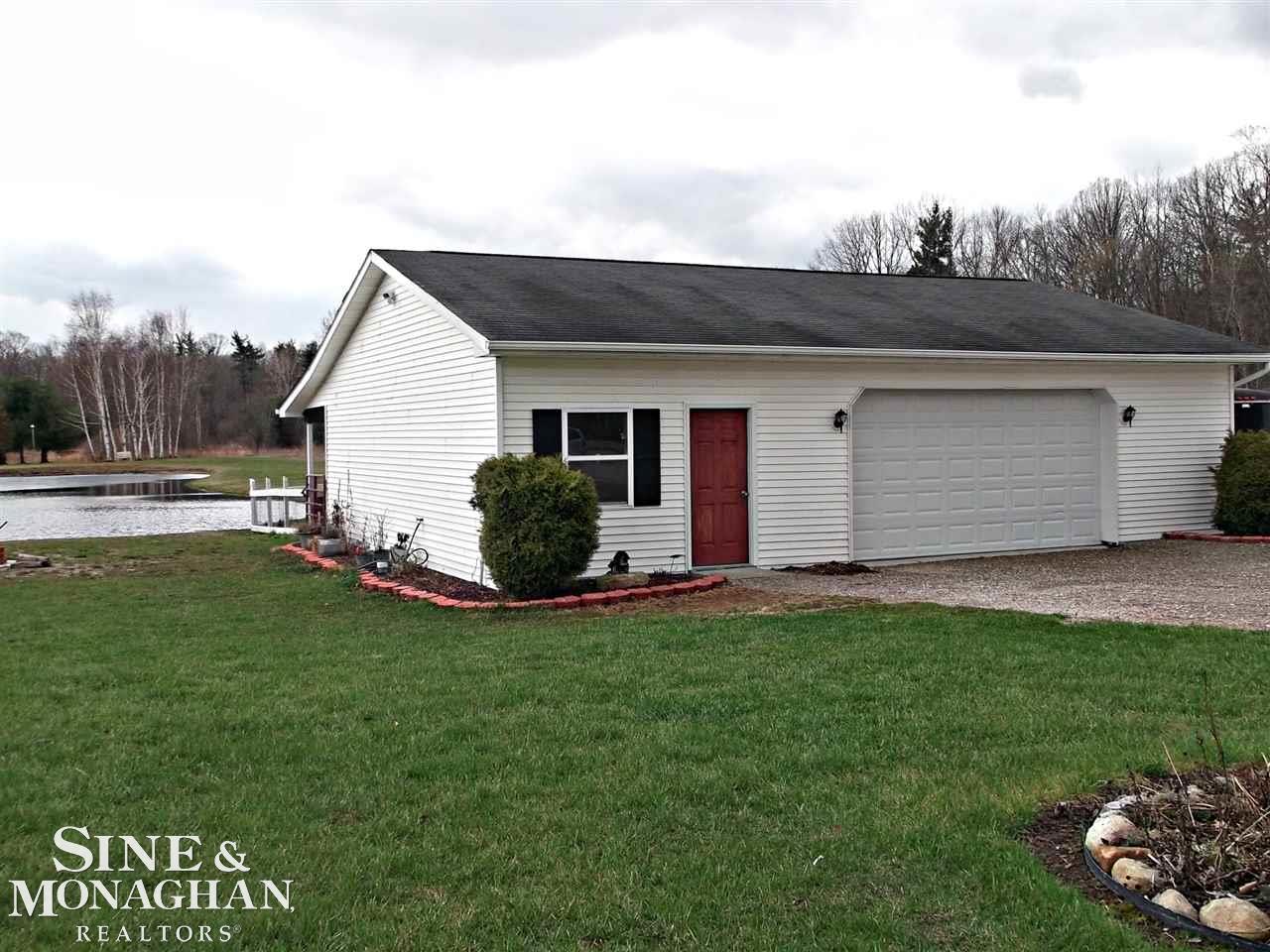 5267 Davis Road St. Clair, MI 48079 - Photo 4 of 42