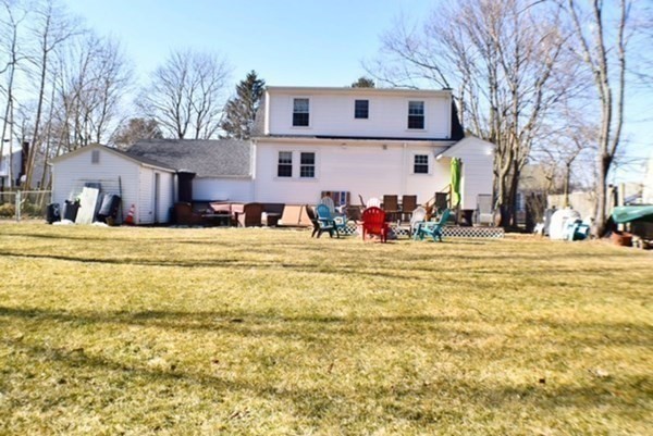 18 Blake Road Weymouth, MA 02188 - Photo 14 of 16 Gallery Image 14