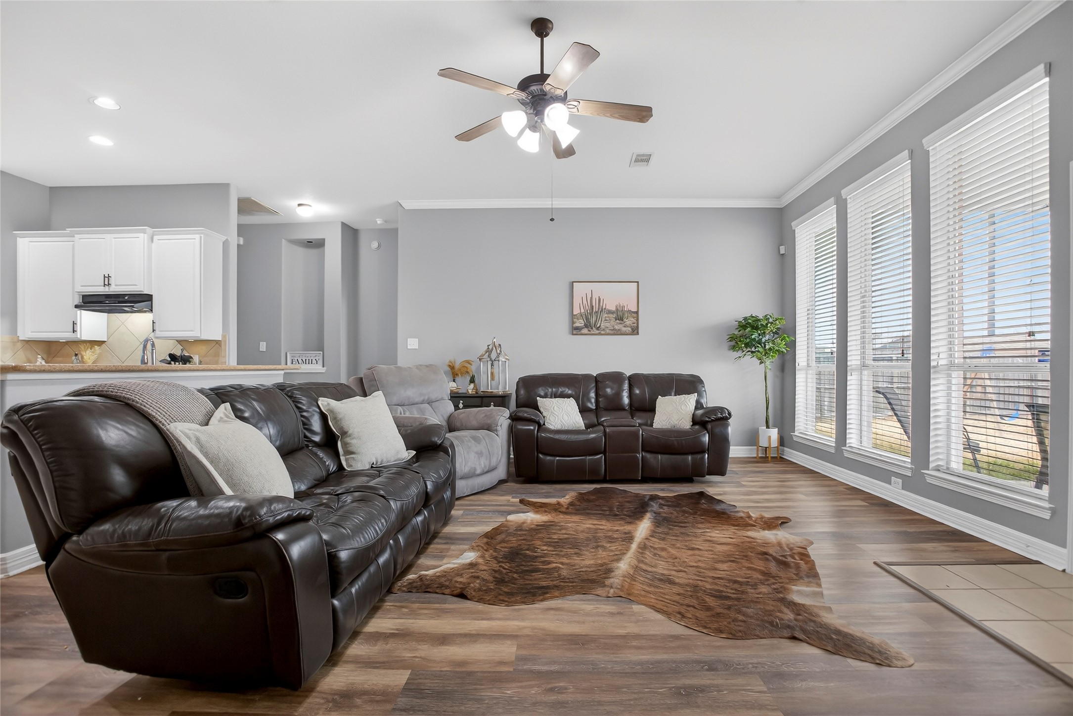 9702 Inwood Circle Baytown, TX 77523 - Photo 15 of 34