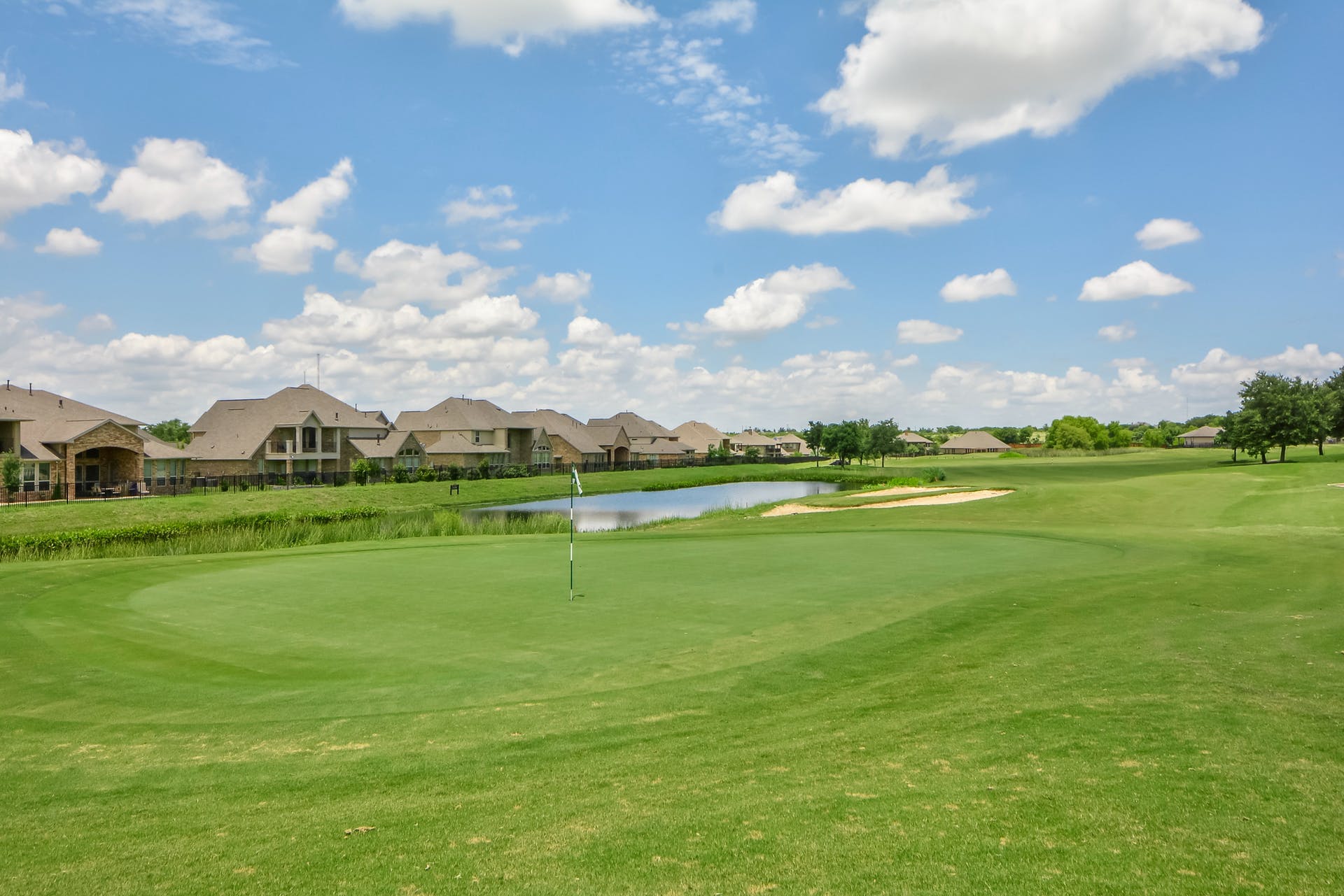 2004 Autumn Run Lane Round Rock, TX 78665 - Photo 35 of 37 Green fairways and a serene pond define this golf course community setting.