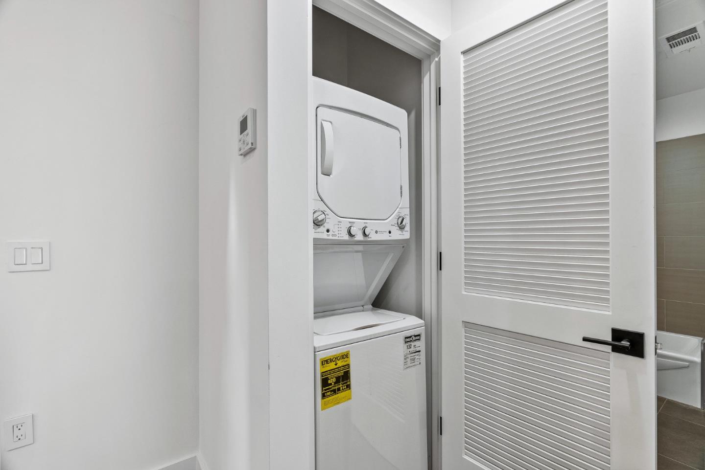 908 Woodside Road Redwood City, CA 94061 - Photo 18 of 34 a bathroom with a toilet