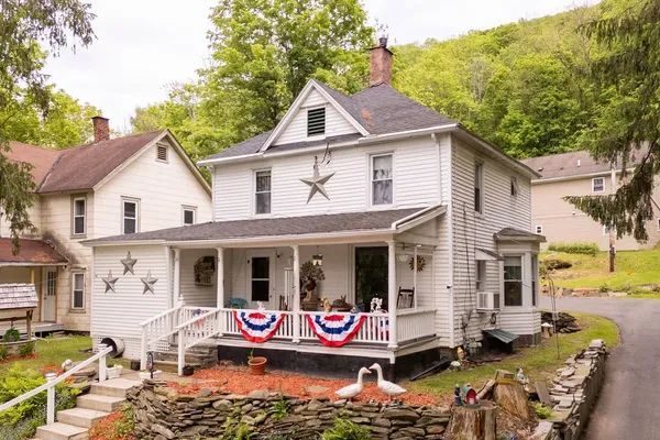 $172,500 | 46 High Street, Walton, NY 13856