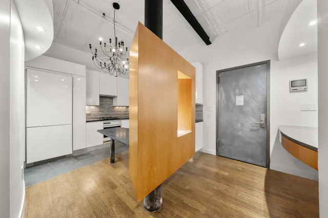 $8,500 | 107 West 25th Street, Unit 2D | Chelsea