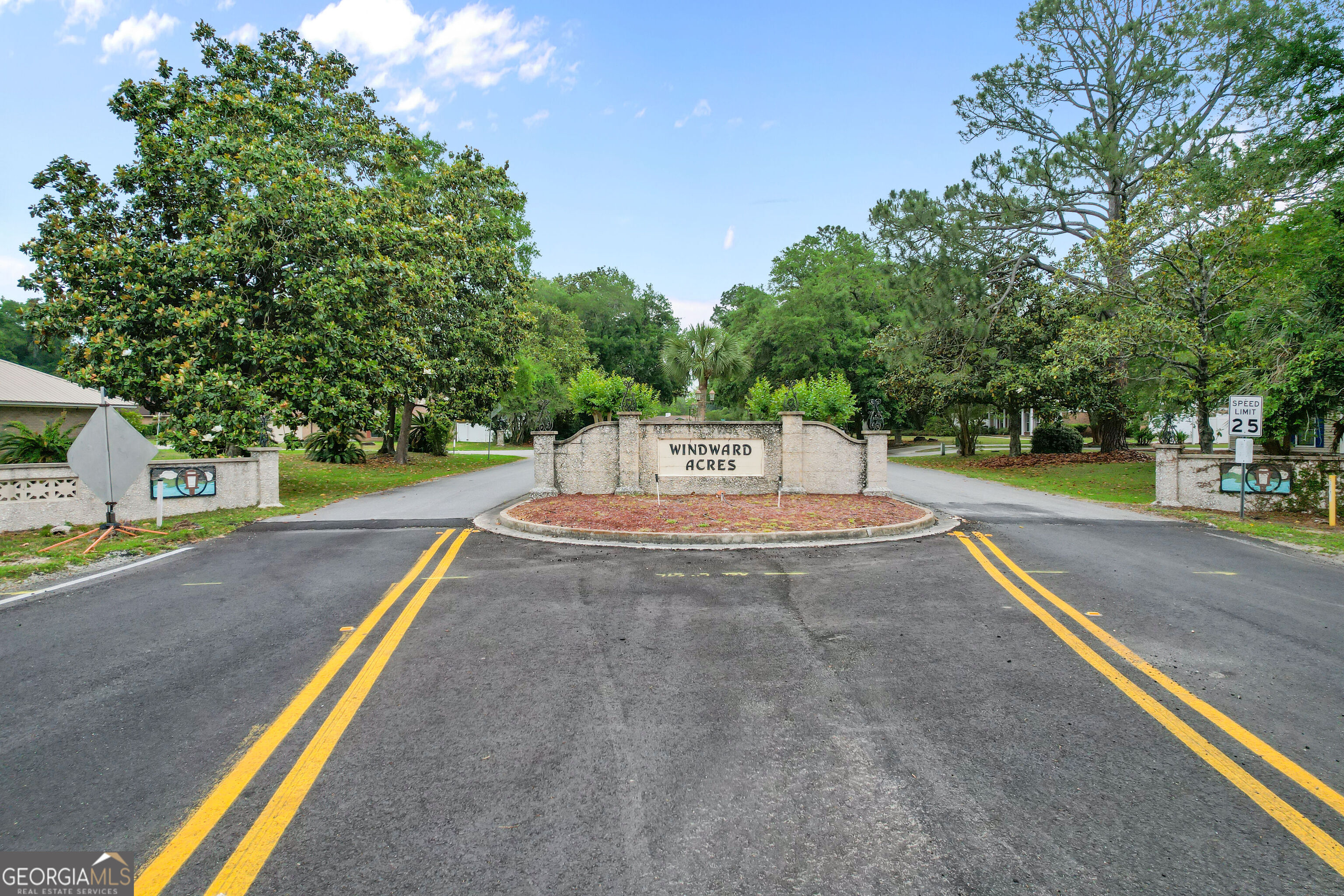 103 Cartwright Circle Brunswick, GA 31525 - Photo 52 of 54 a view of a park with trees and plants