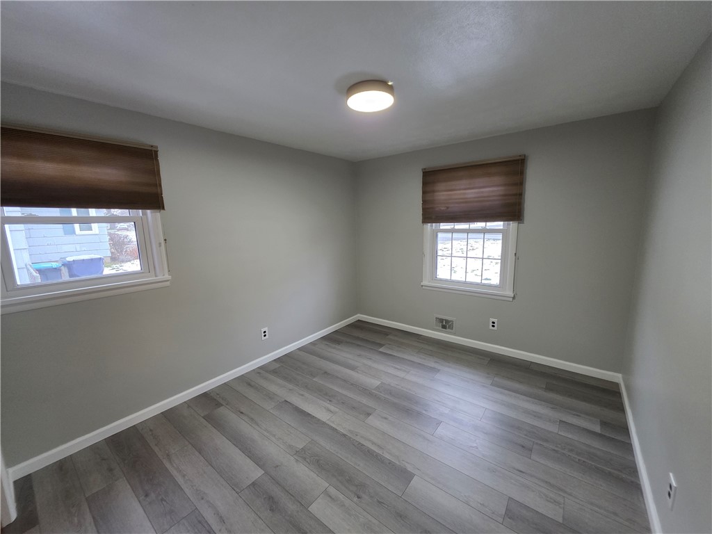 2938 Lyell Road Gates, NY 14606 - Photo 10 of 14