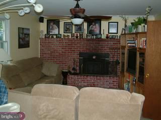 880 Phillips Road Warminster, PA 18974 - Photo 5 of 6 Gallery Image 5