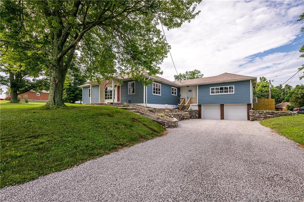 6011 West Willis Road Georgetown, IN 47122 - Photo 1 of 34