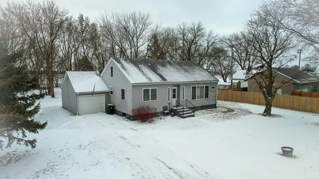 $115,000 | 304 North Secor Street, Bricelyn, MN 56014