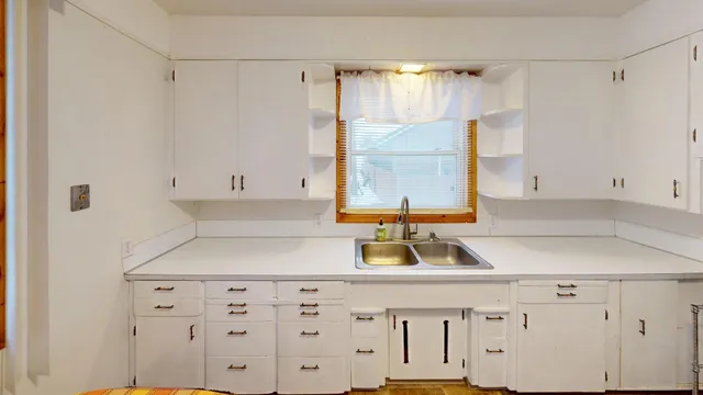 $115,000 | 304 North Secor Street, Bricelyn, MN 56014