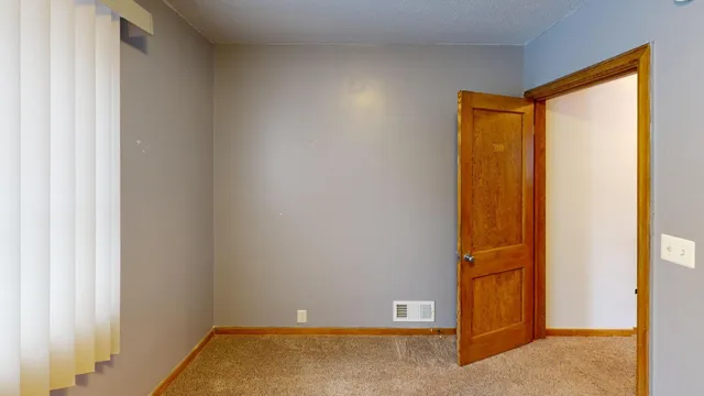 $115,000 | 304 North Secor Street, Bricelyn, MN 56014