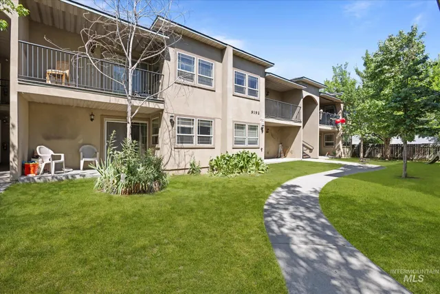 $1,700,000 | 9212 West Brogan Drive, Boise, ID 83709