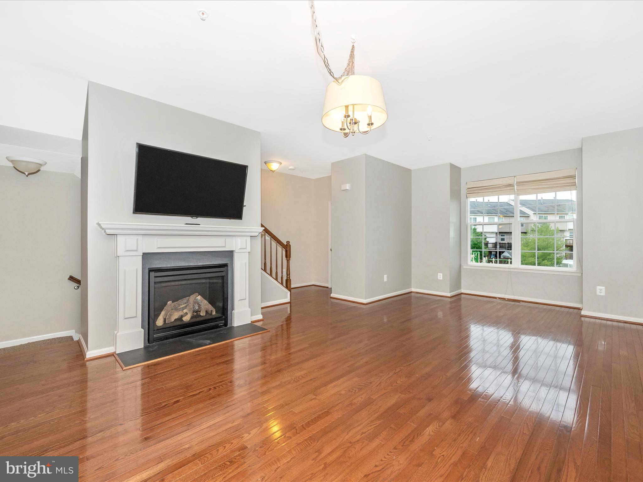677 Tivoli Road Frederick, MD 21703 - Photo 9 of 42 PDR_4167