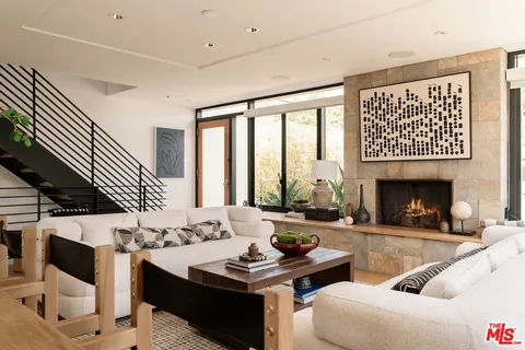 $1,799,000 | 2726 Montana Avenue, Unit E, Santa Monica, CA 90403