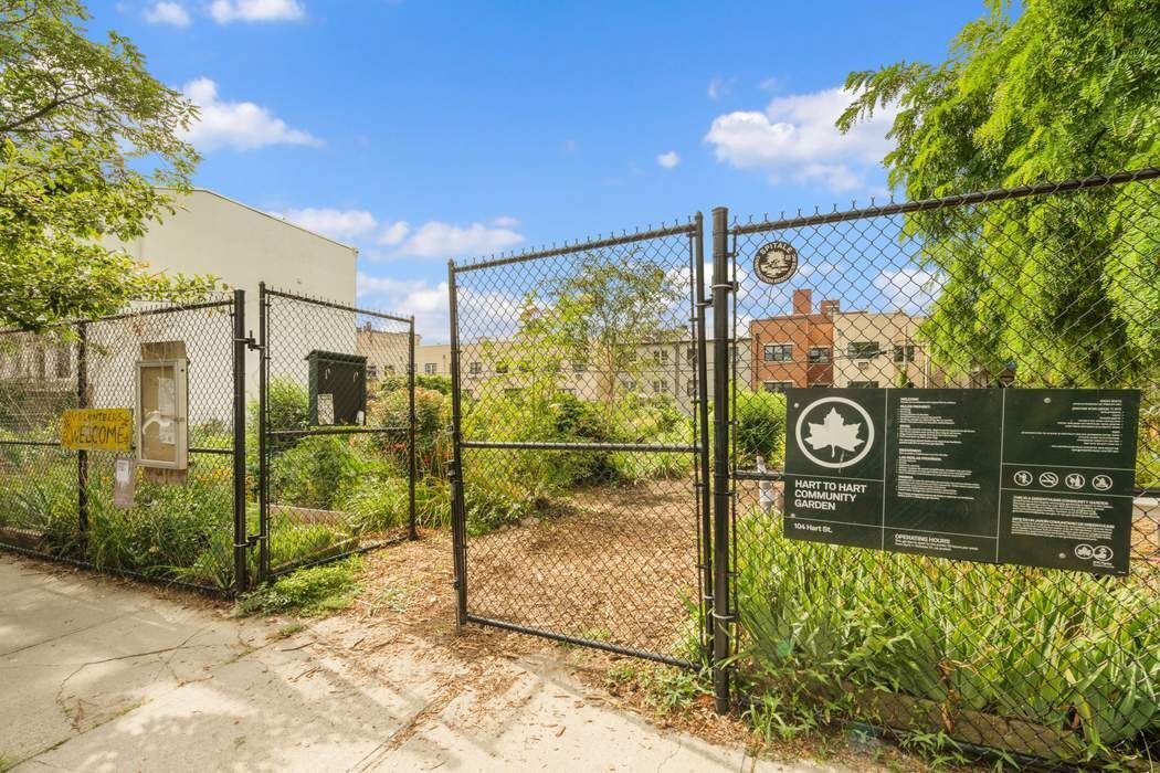 109 Pulaski Street, Unit ENTIRE BUILDING Brooklyn, NY 11206 - Photo 8 of 10