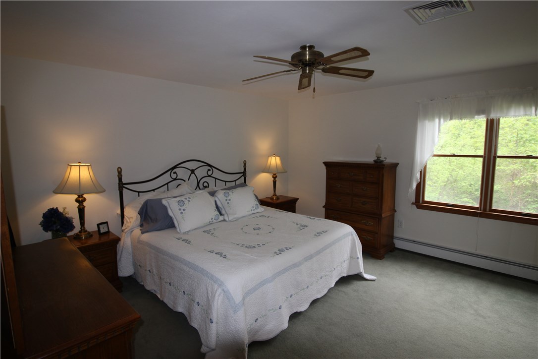 700 County Road Barrington, RI 02806 - Photo 11 of 25