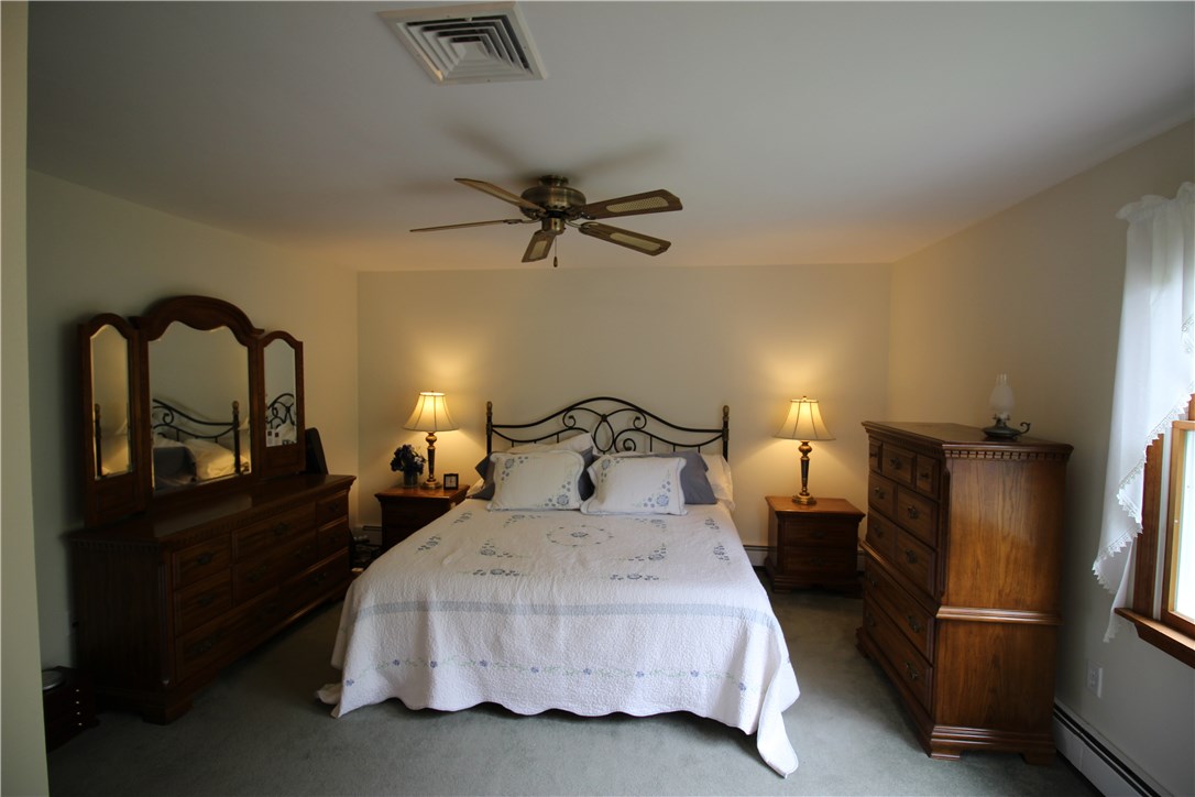 700 County Road Barrington, RI 02806 - Photo 12 of 25