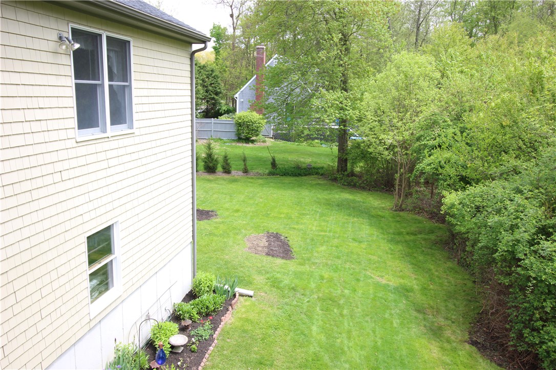 700 County Road Barrington, RI 02806 - Photo 19 of 25