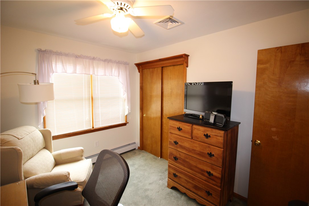 700 County Road Barrington, RI 02806 - Photo 9 of 25