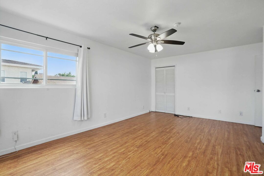 2108 Hauser Boulevard Los Angeles, CA 90016 - Photo 17 of 23