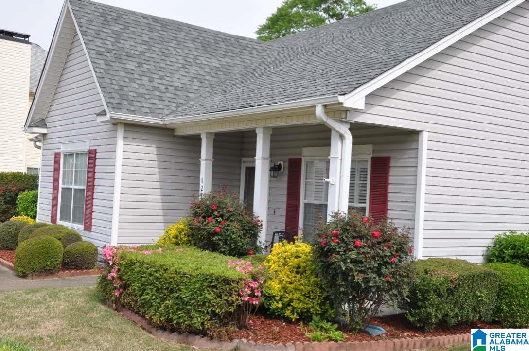128 Meadow View Circle Pelham, AL 35124 - Photo 3 of 50