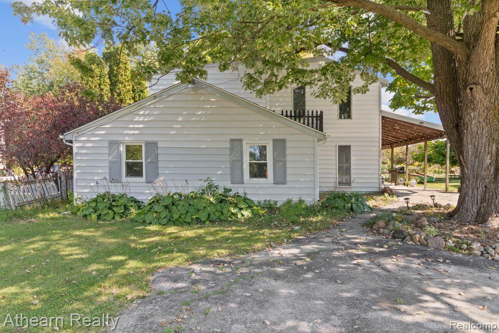 3375 Seymour Road Swartz Creek, MI 48473 - Photo 1 of 18