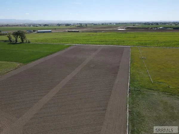 $183,000 | 2420 East 434 North, St. Anthony, ID 83445