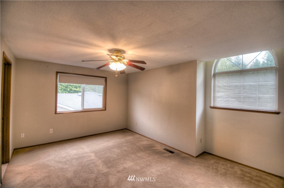 5934 Compton Loop Southeast Lacey, WA 98513 - Photo 16 of 25 Gallery Image 16