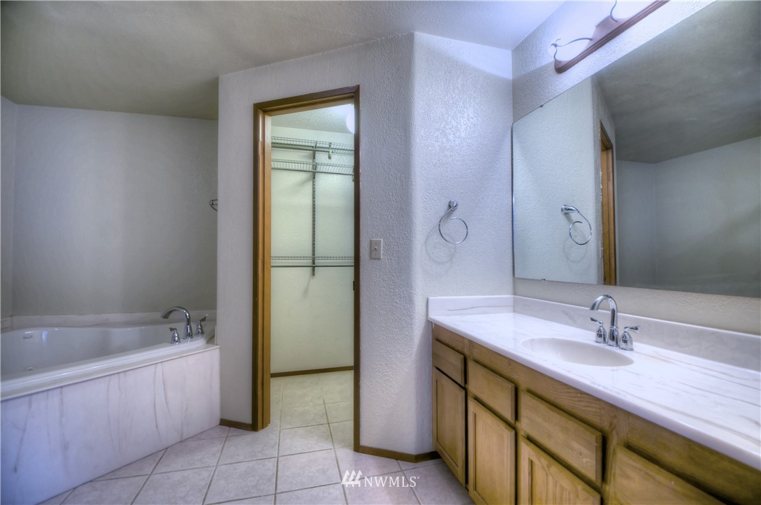 5934 Compton Loop Southeast Lacey, WA 98513 - Photo 19 of 25 Gallery Image 19