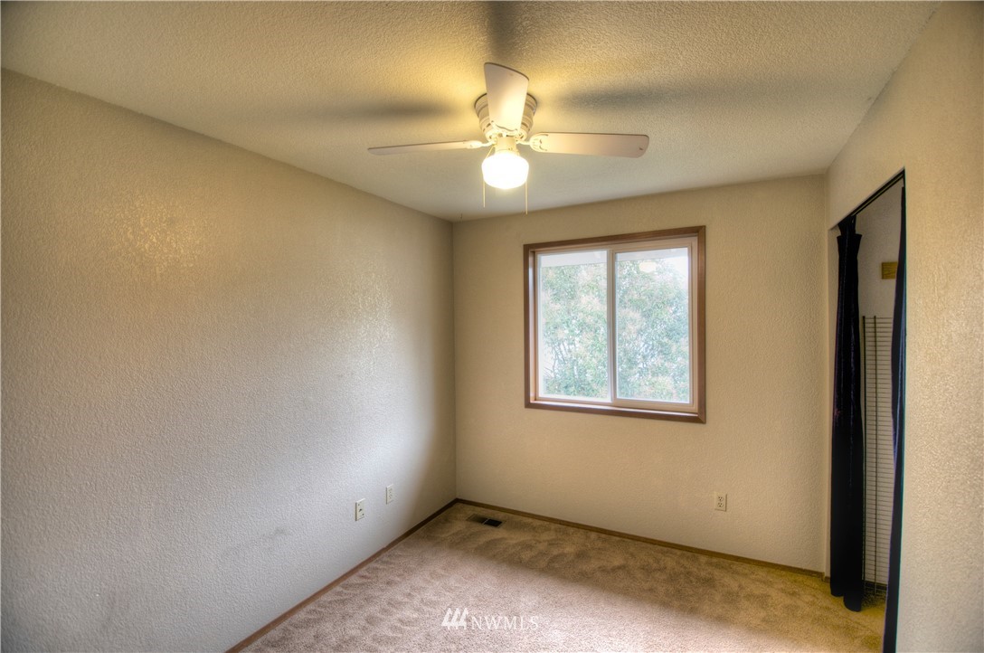 5934 Compton Loop Southeast Lacey, WA 98513 - Photo 23 of 25 Gallery Image 23