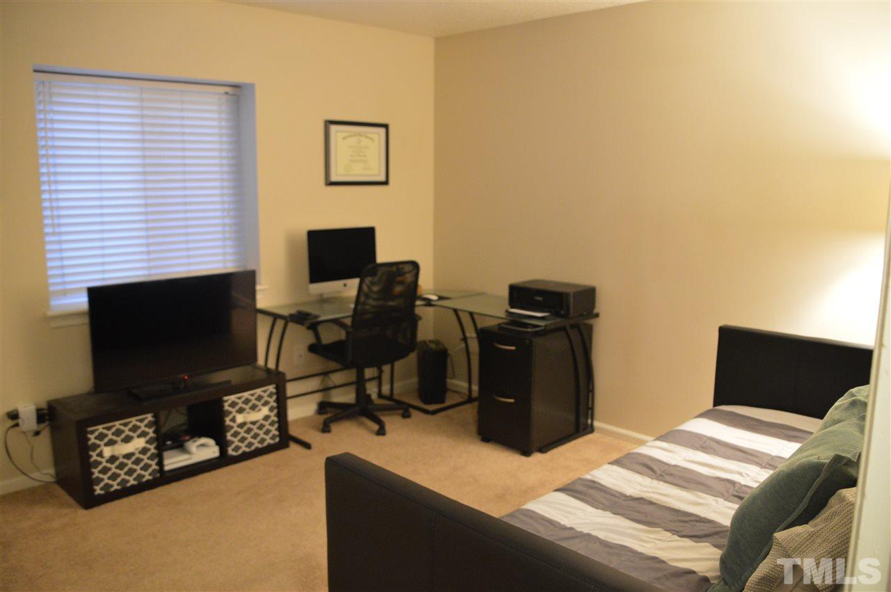 5000 Casa Del Rey Drive Raleigh, NC 27616 - Photo 7 of 11