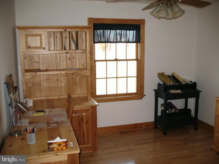 189 Pecks Corner-Cohansey Road Alloway, NJ 08302 - Photo 22 of 24 Bedroom