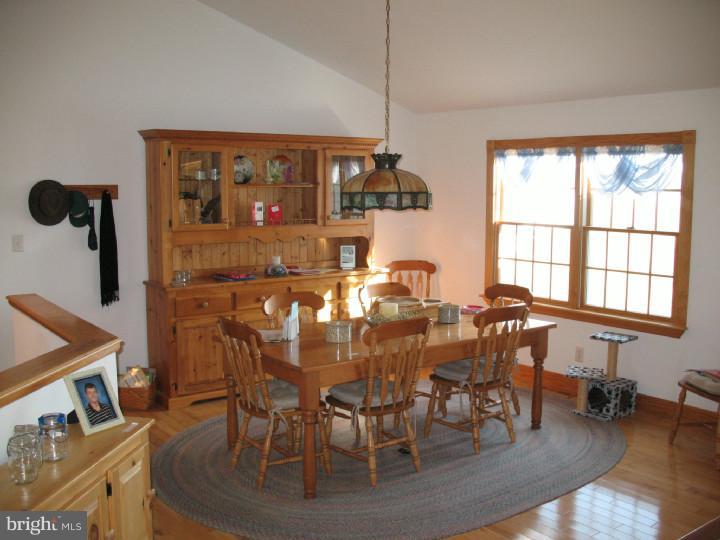 189 Pecks Corner-Cohansey Road Alloway, NJ 08302 - Photo 10 of 24 Dining Room