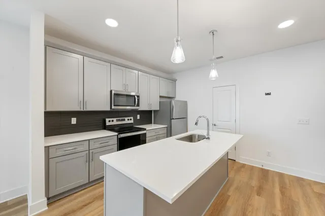 $329,900 | 700 North Dupont Avenue, Unit 504, Madison, TN 37115