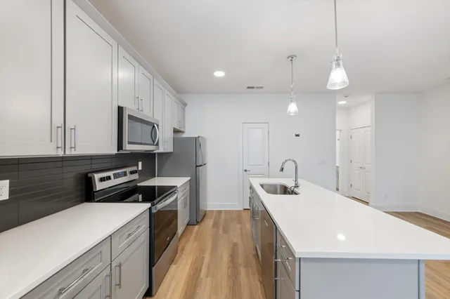 $329,900 | 700 North Dupont Avenue, Unit 504, Madison, TN 37115