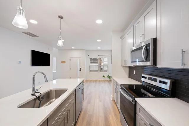 $329,900 | 700 North Dupont Avenue, Unit 504, Madison, TN 37115